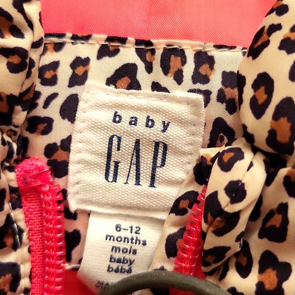 Baby Gap cheetah print puffer vest - Picture 2 of 3